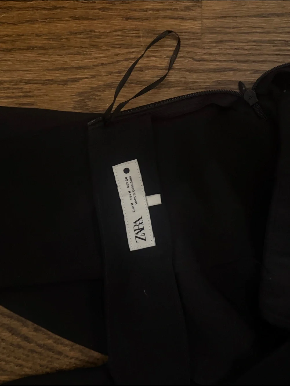 Zara Black Wide-Leg Trousers